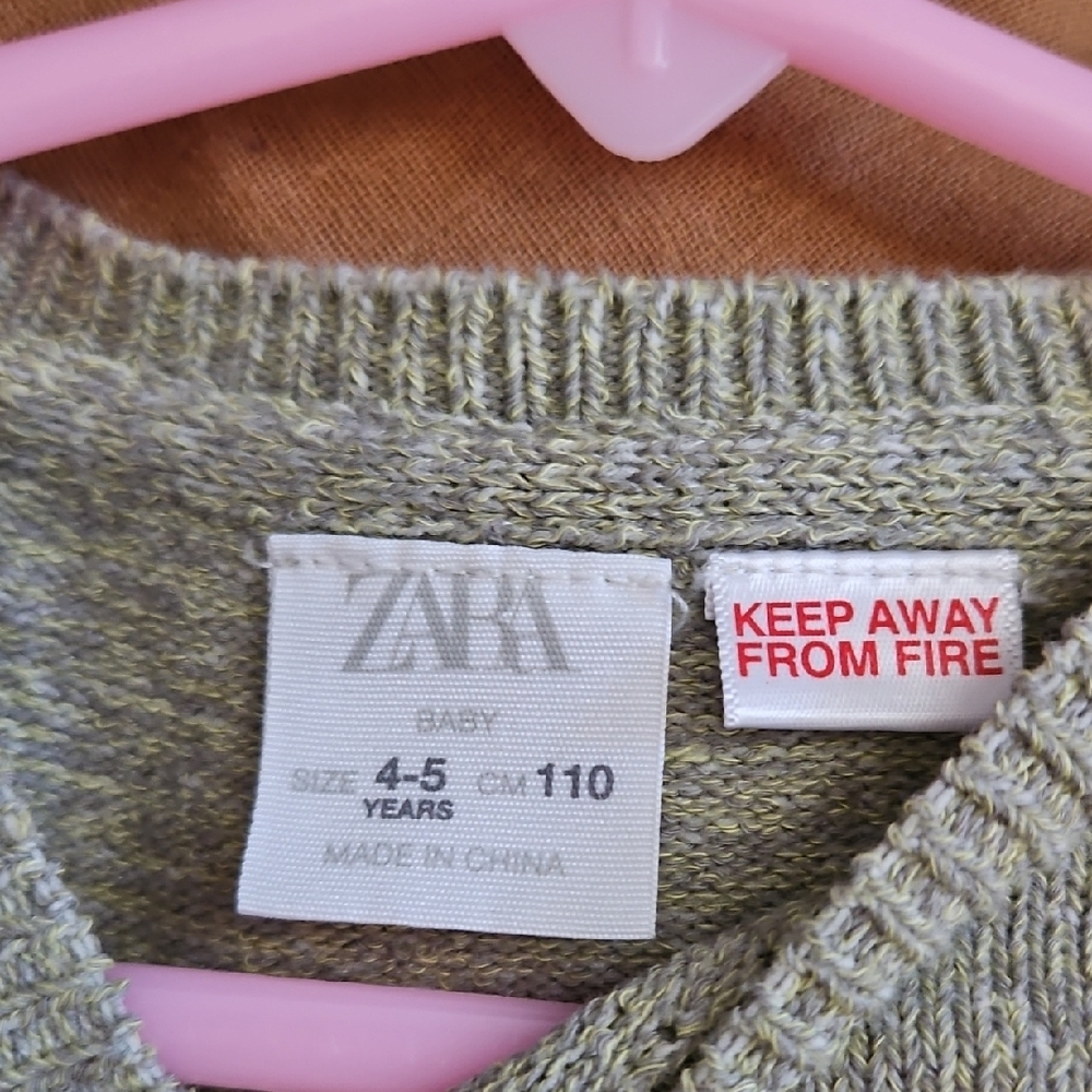 Zara Gray and Green Knit Sweater, Frwnch Terry Apple Motif - Picture 2 of 6